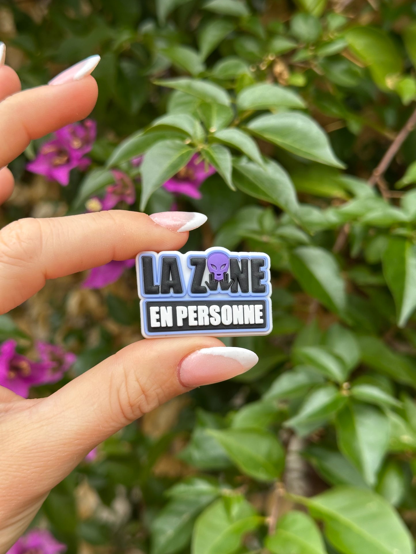 Charme lazone enpersonne 👽